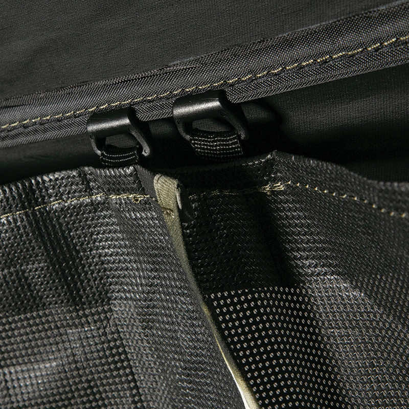 Double Bull Raised Hunting Ground Blind